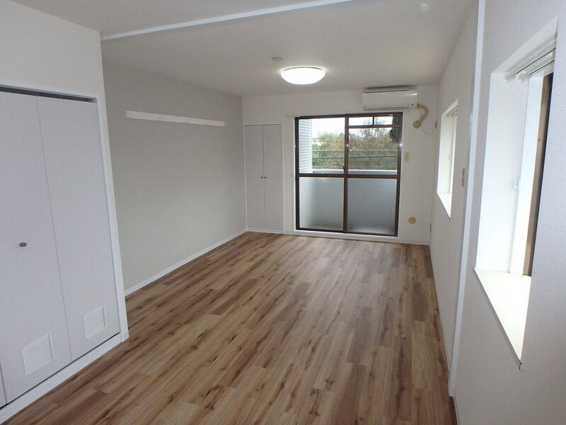 ベルコープ国立の居間・リビング