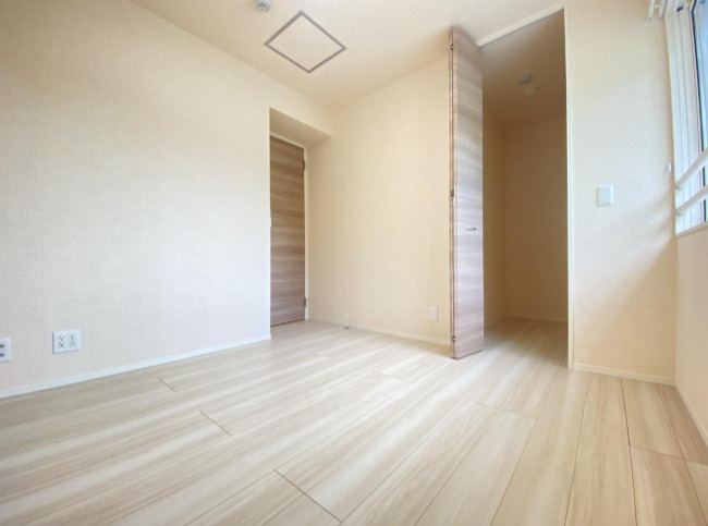 オーフィングⅢの洋室