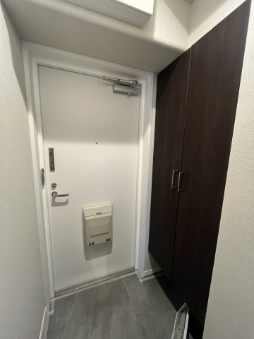 エンゼルハイム長津田の玄関|明るい玄関