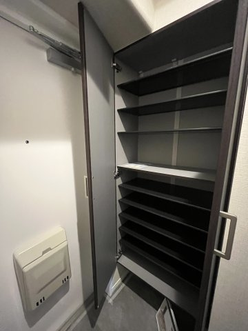 エンゼルハイム長津田の収納|下足入れ