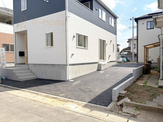 取手市宮和田第9　新築戸建て　2号棟の駐車場|カースペースは2台お停めいただけます♪