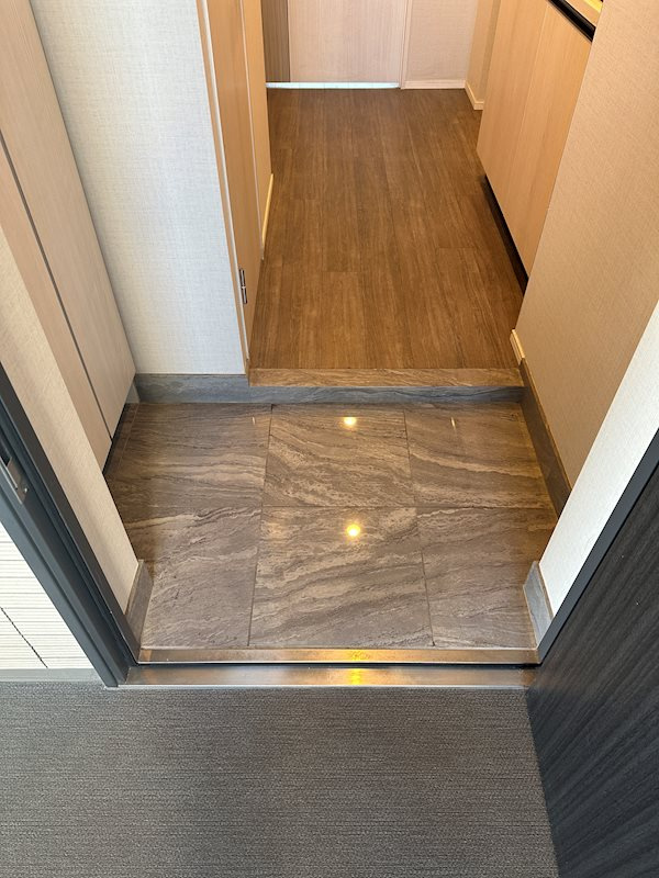 新品家具付きマンション池袋9(KaGood東京)の玄関