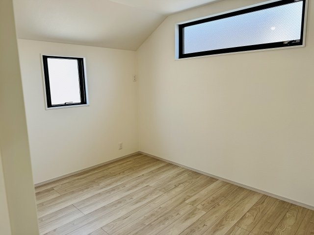 八王子市　高尾町　新築一戸建て　１期の子供部屋|～2階6.0帖の洋室　2面採光で明るく風通しの良いお部屋です～