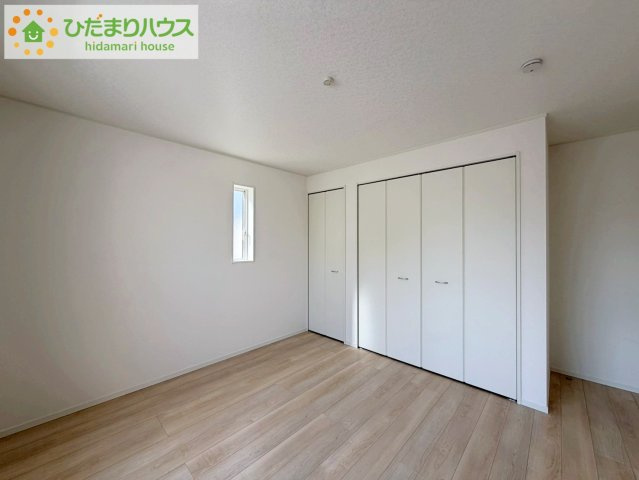 いわき市常磐西郷町第１０　新築戸建　2号棟の寝室|ベッドを置いても余裕の広さがあります。パソコンや趣味のスペースなどインテリアを考えるのも楽しみですね！