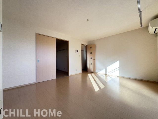 オリーヴ　 Ⅱの居間・リビング|他社様掲載物件もまとめてご紹介、ご案内可能です(^^)/