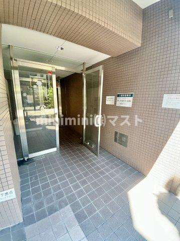 メゾンシティ鷺洲のエントランス