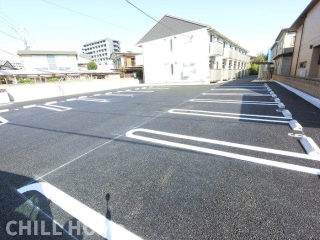 昭和町ソレイユの駐車場|他社様掲載物件もまとめてご紹介、ご案内可能です(^^)/