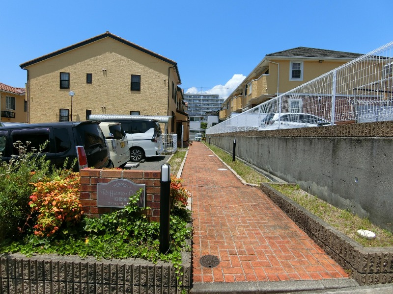 ラッフィナート・カーサ四番館のエントランス