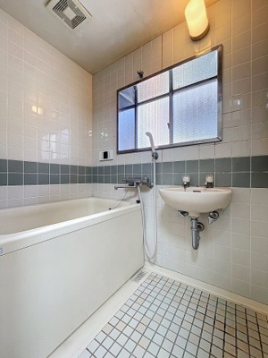 【浴室】 | 大洋高井戸マンション | ★リラックスできるお風呂です★