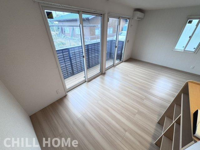 リベーラコート関根の居間・リビング|他社様掲載物件もまとめてご紹介、ご案内可能です(^^)/