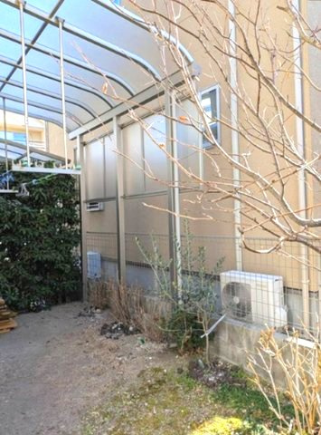 上ヶ原山田町の庭