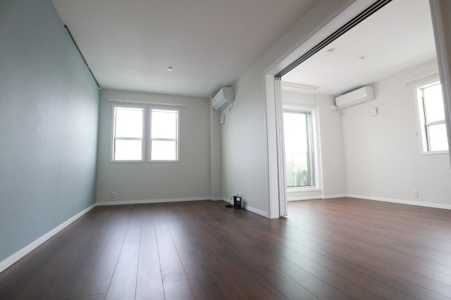 Sakura ST.東中神の居間・リビング|※別部屋のイメージ写真です。実際のお部屋とは異なります。