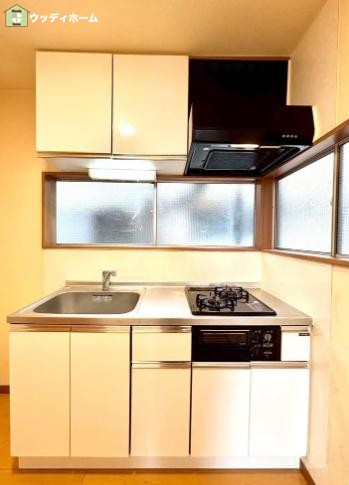 川口市安行領根岸　中古一戸建てのキッチン