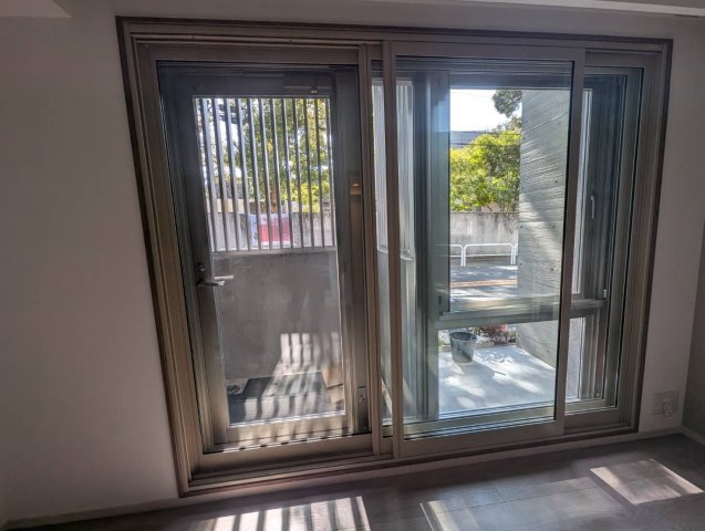 【バルコニー】