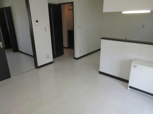 EstansiaⅢの居間・リビング