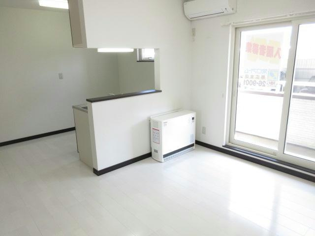 EstansiaⅢの居間・リビング