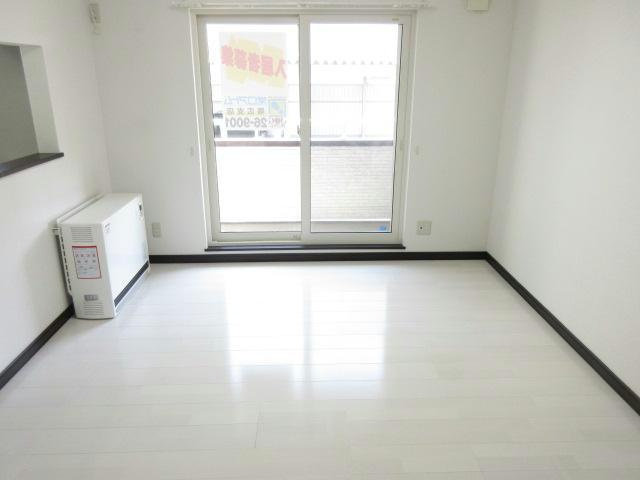 EstansiaⅢの居間・リビング