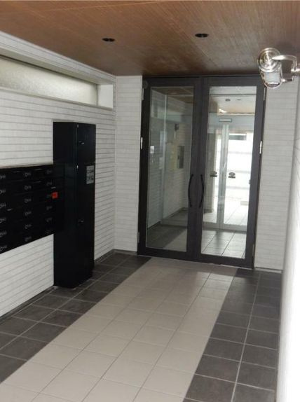 ディアコート津田沼のエントランス