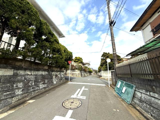 建築条件付　整形地の周辺|閑静な住宅街