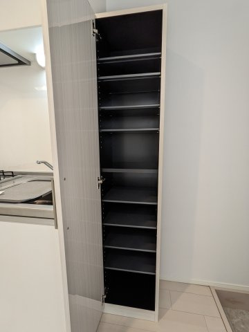 クオーレ名古屋の玄関|シューズボックス