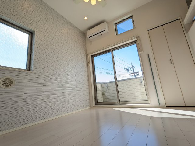 クオーレ名古屋の洋室