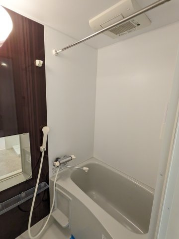 クオーレ名古屋の浴室