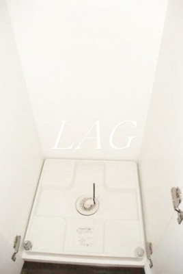 【設備】 | スパシエ八王子クレストタワー | 室内洗濯機置き場です。