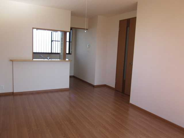 ヴィラ西原の居間・リビング|リビング