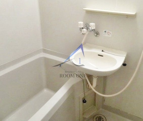 キャップス早稲田の浴室|お風呂です。