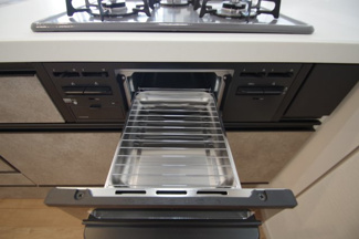 【内観：施工例】 | 【仲介手数料無料！！】府中市南町2丁目　新築戸建て（全3棟）3号棟　6799万円 | グリル