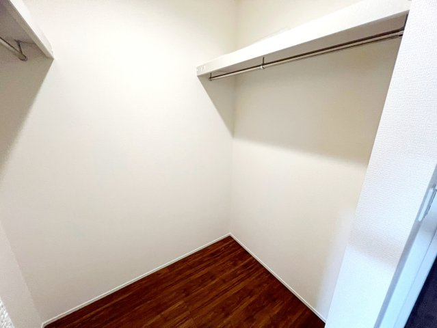 島田市稲荷　新築戸建の収納