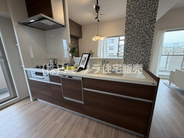 プライムコート高槻総持寺のキッチン|■物件内覧・資金計画相談・住宅ローン相談、リフォーム相談、お問合せ受付中■
※当日・翌日のご内覧、ご相談はお電話でのお問合せがスムーズです！