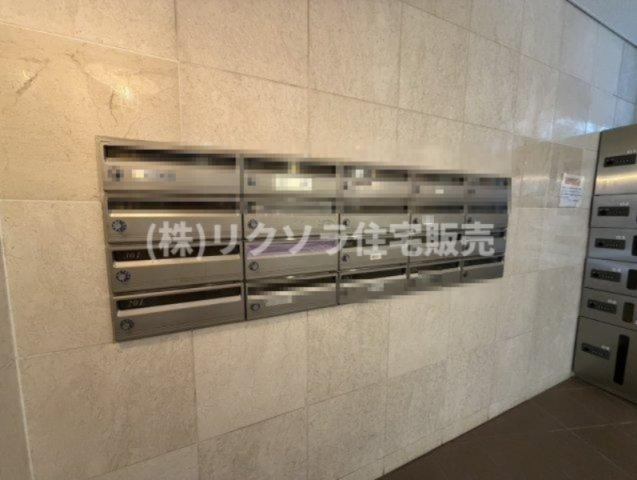 プライムコート高槻総持寺の設備|集合ポスト
■物件内覧・資金計画相談・住宅ローン相談、リフォーム相談、お問合せ受付中■
※当日・翌日のご内覧、ご相談はお電話でのお問合せがスムーズです！