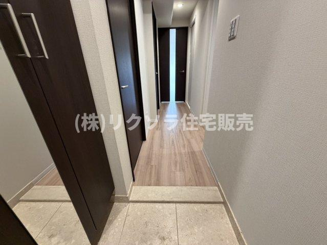 プライムコート高槻総持寺の内装|玄関内部
■物件内覧・資金計画相談・住宅ローン相談、リフォーム相談、お問合せ受付中■
※当日・翌日のご内覧、ご相談はお電話でのお問合せがスムーズです！