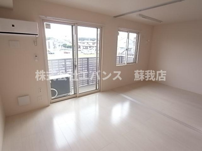 【居間・リビング】 | スマートエメロード | 使いやすい居間です