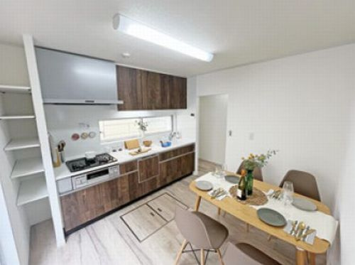 【仲介手数料０円】綾瀬市上土棚中6丁目　中古一戸建てのキッチン|綾瀬市上土棚中6丁目　中古一戸建て