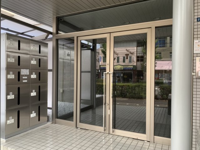 シャロームⅡのエントランス