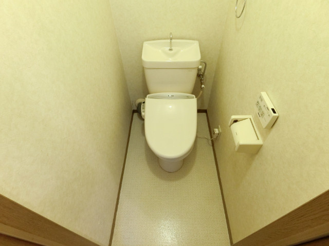 シャンブル・ドゥ・スマのトイレ