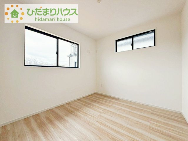 【洋室】 | 土浦市桜町2期　新築戸建　1号棟 | 机にベットを置けば子供部屋の完成です！