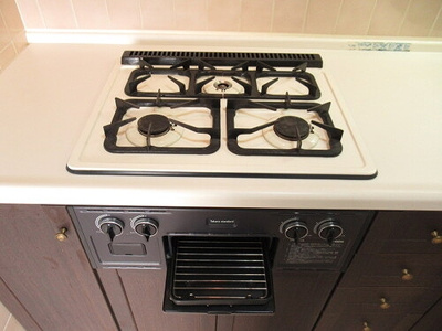 【設備】 | ライオンズマンション前田東公園 | 3口ガスコンロ　前回募集時／2021年2月の写真