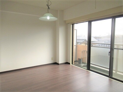 【居間・リビング】 | ライオンズマンション前田東公園 | リビング・ダイニング　前回募集時／2021年2月の写真