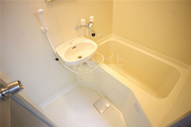 【浴室】 | ゆったり過ごせるお風呂です