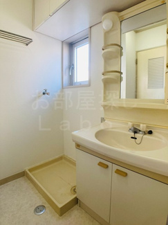 【洗面所】 | パリービル