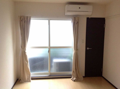 【居間・リビング】 | ミランダオカムラハイツ４