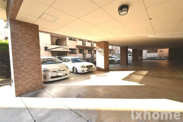 レフィナードの駐車場|駐車場完備です