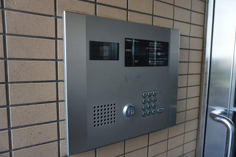 ロマネスク東油山アンベリールA棟　 Aのセキュリティ