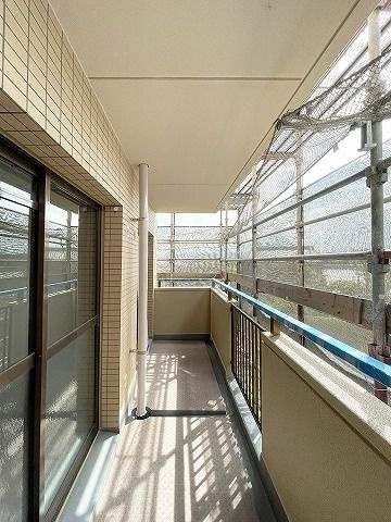ロマネスク東油山アンベリールA棟　 Aのバルコニー