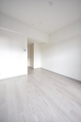 【居間・リビング】 | クレストタップ神戸湊町ブラン