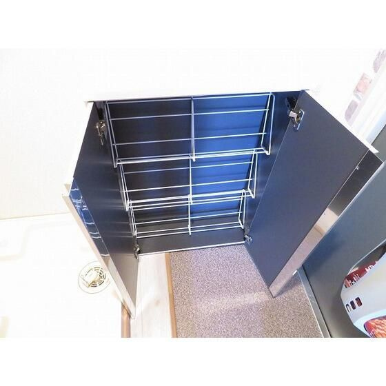 プレミアムバリュー板橋徳丸の収納|こまごまとしたものを収納できそうですね