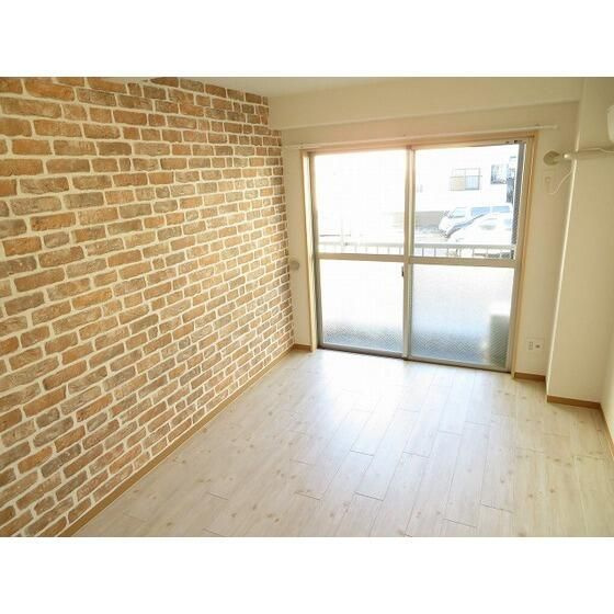 プレミアムバリュー板橋徳丸の居間・リビング|こちらの居間で趣味の時間をお楽しみください